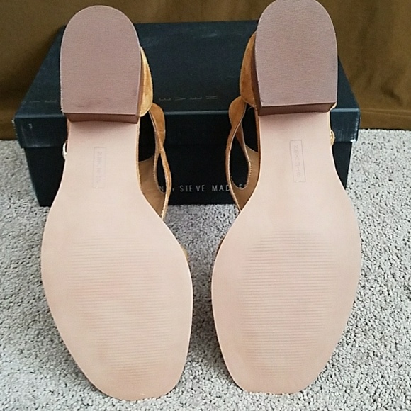 Shoes - Picture 5 of 5